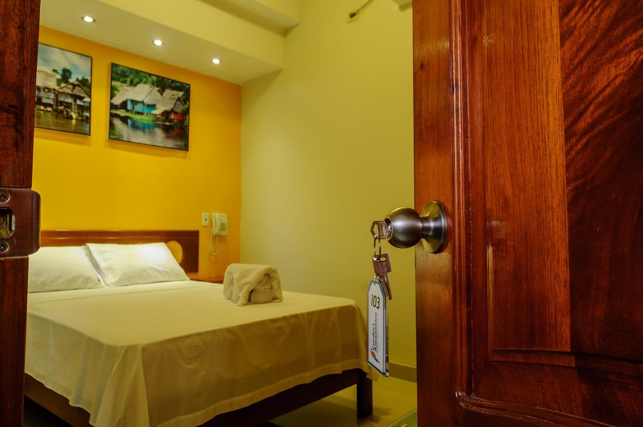 Hotel Confort Amazonico Iquitos Exterior photo